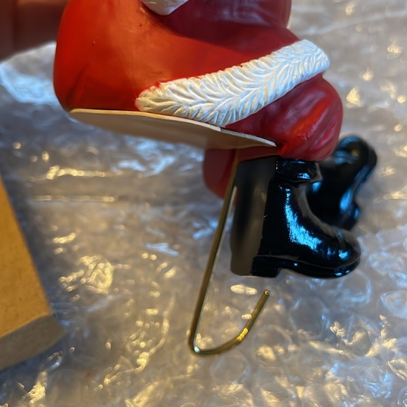 Stocking Hanger- Santa Clause. New in Original Box - Picture 4 of 6
